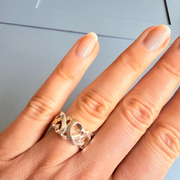 Tiffany & Co. Paloma Picasso Triple Loving Heart Ring Sterling Silver SIZE 4.75 - Picture 3 of 10